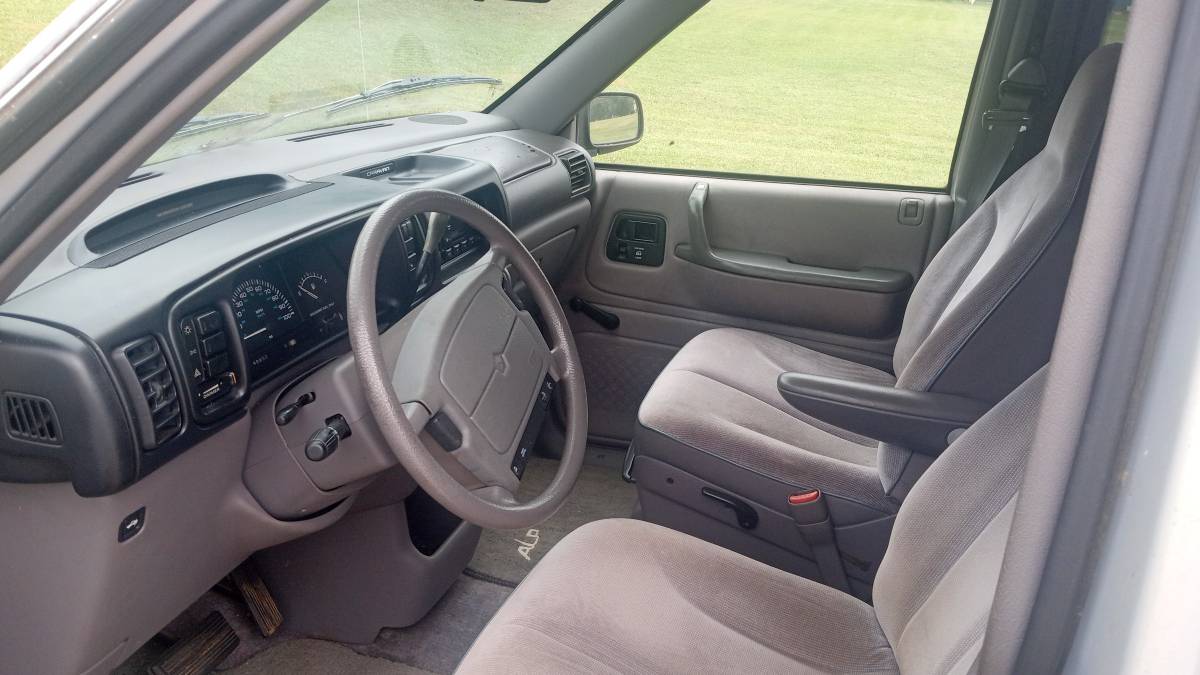 Dodge-caravan-1994-5