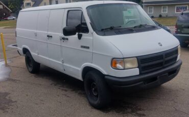 Dodge-cargo-van-1994