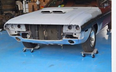 Dodge-challenger-1970-custom