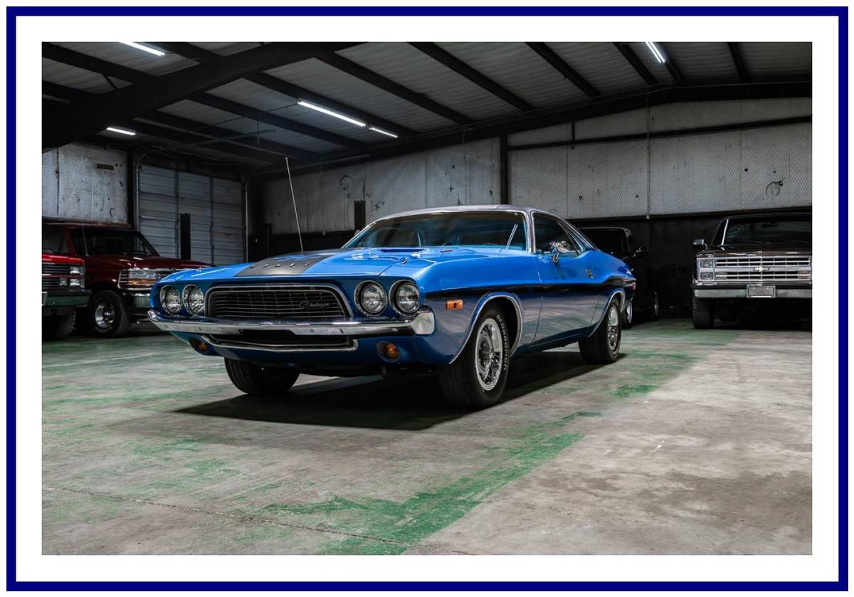 Dodge-challenger-1972-blue-10