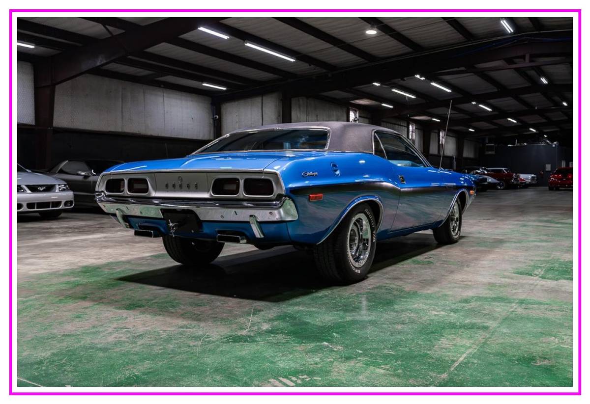 Dodge-challenger-1972-blue-11