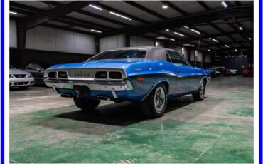 Dodge-challenger-1972-blue-14