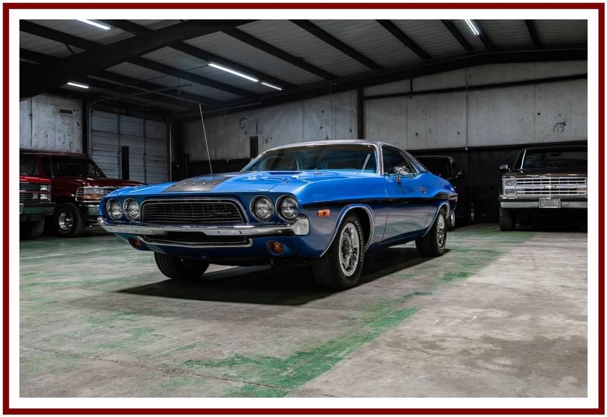 Dodge-challenger-1972-blue-23