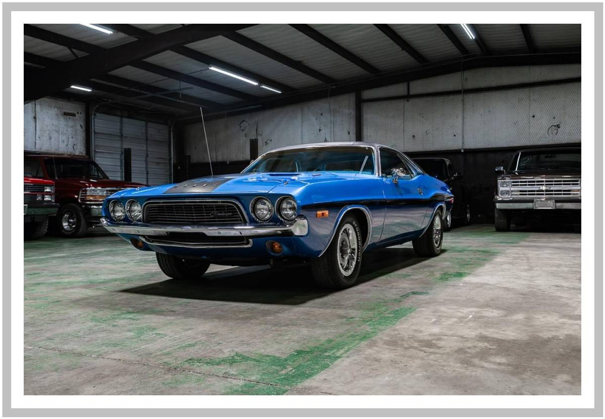 Dodge-challenger-1972-blue