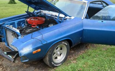 Dodge-challenger-1973-2