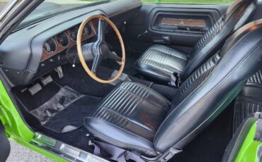 Dodge-challenger-1974-green-4