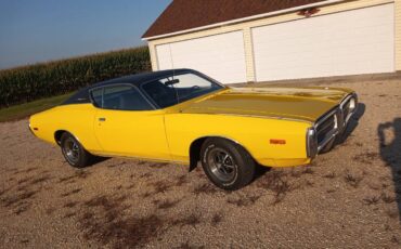 Dodge-charger-1972-yellow-2
