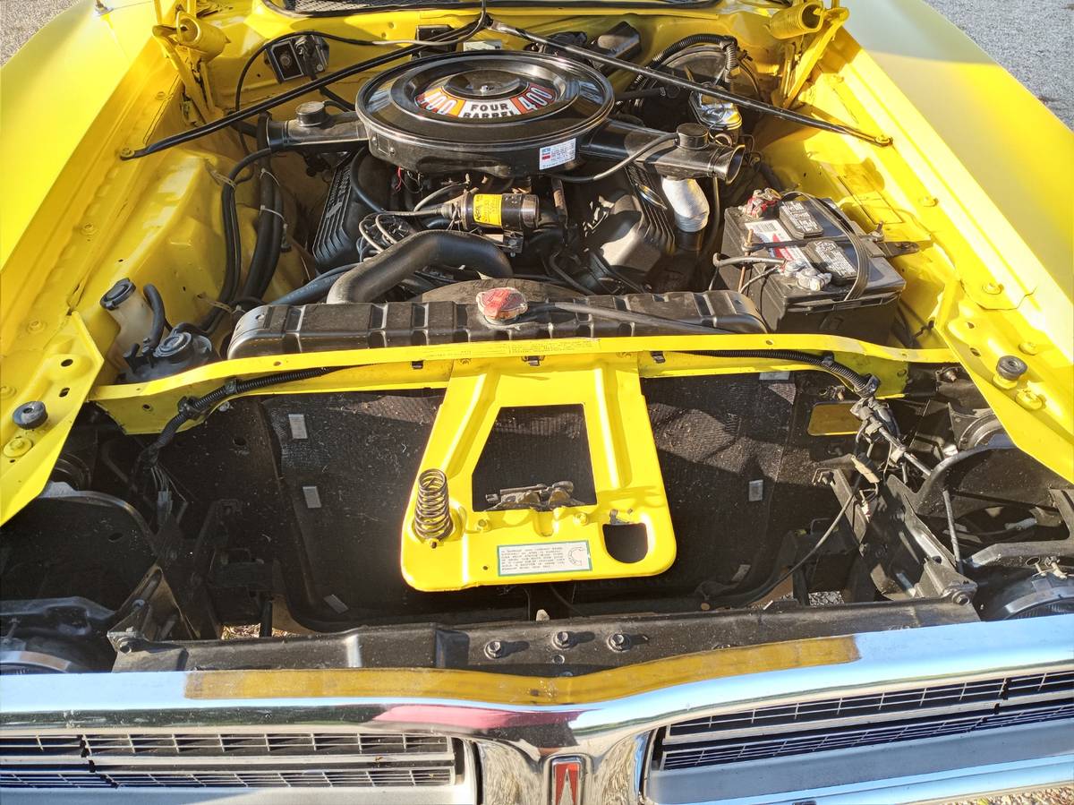 Dodge-charger-1972-yellow-9