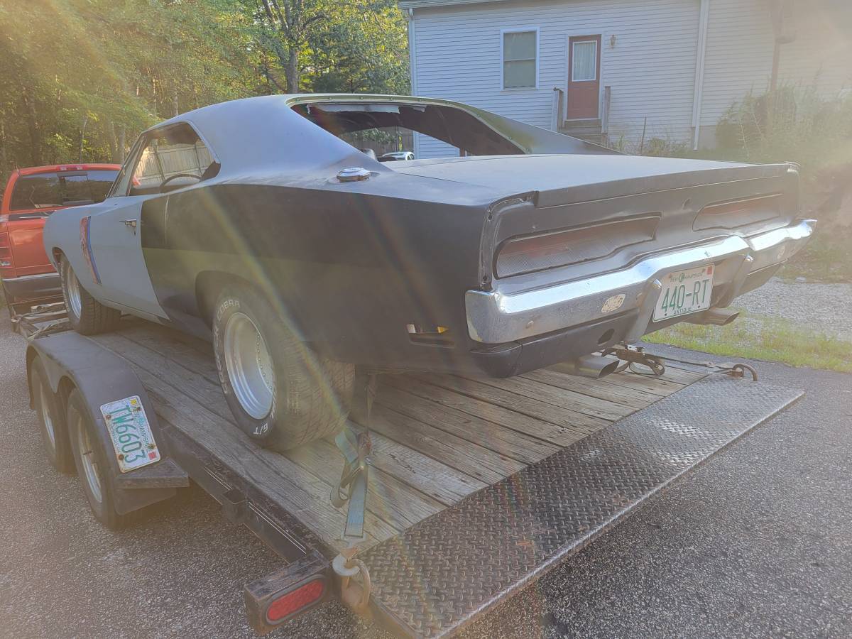 Dodge-charger-rt-1970-black-5