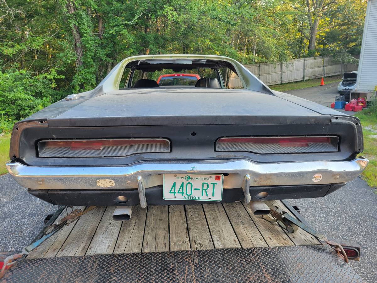 Dodge-charger-rt-1970-green-8