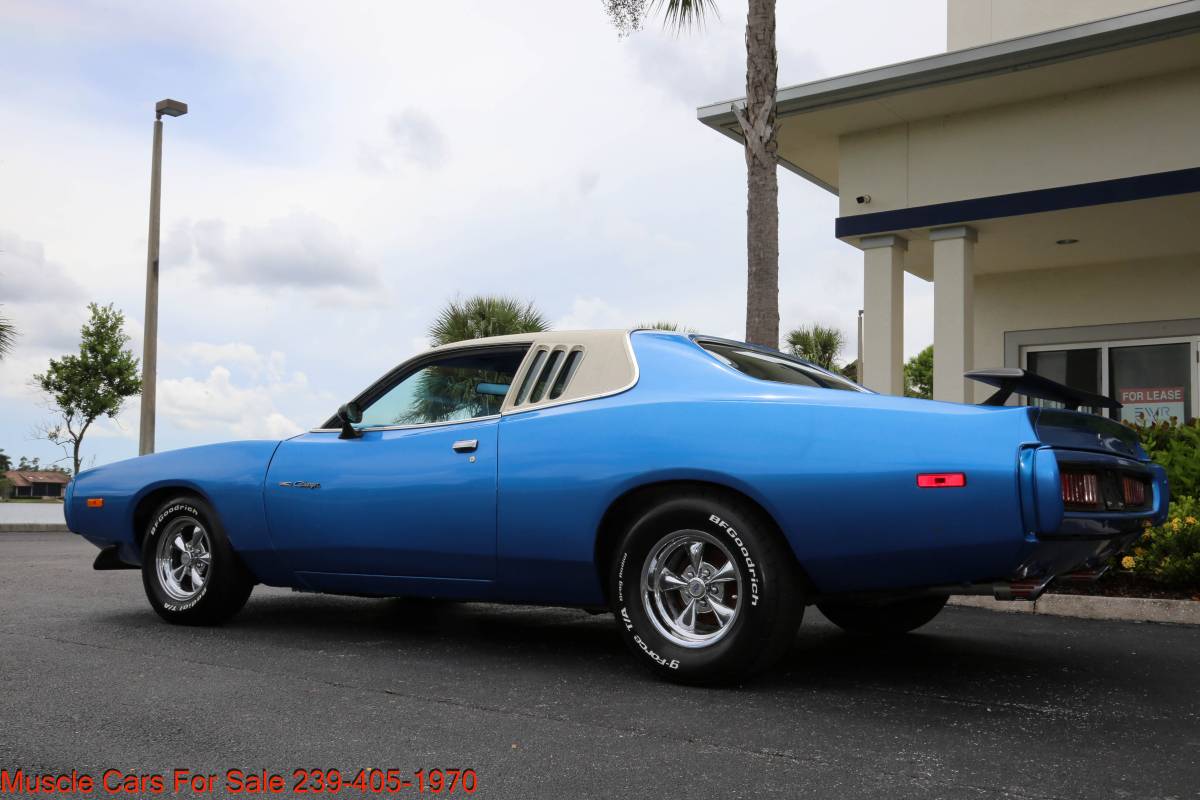 Dodge-charger-se-1973-blue-2