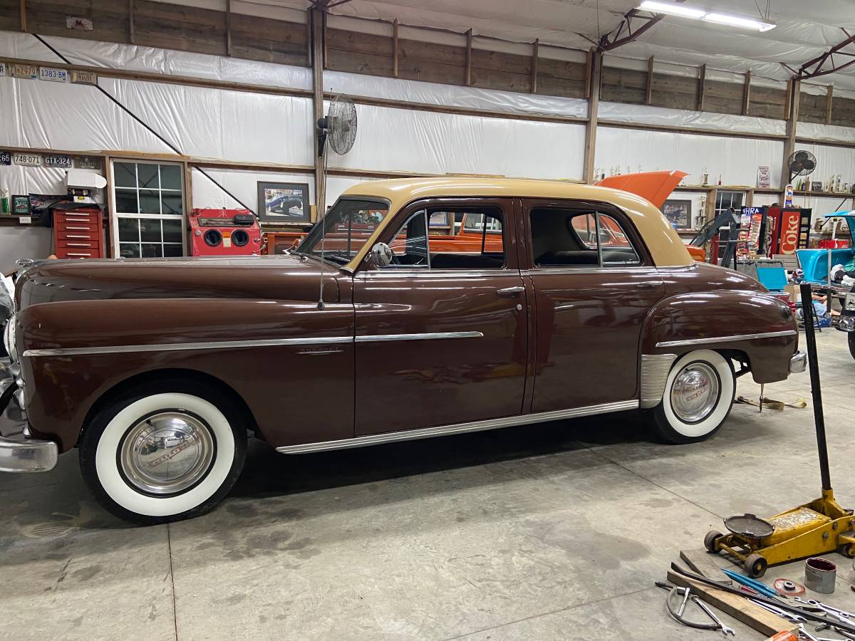 Dodge-coronet-1949-14