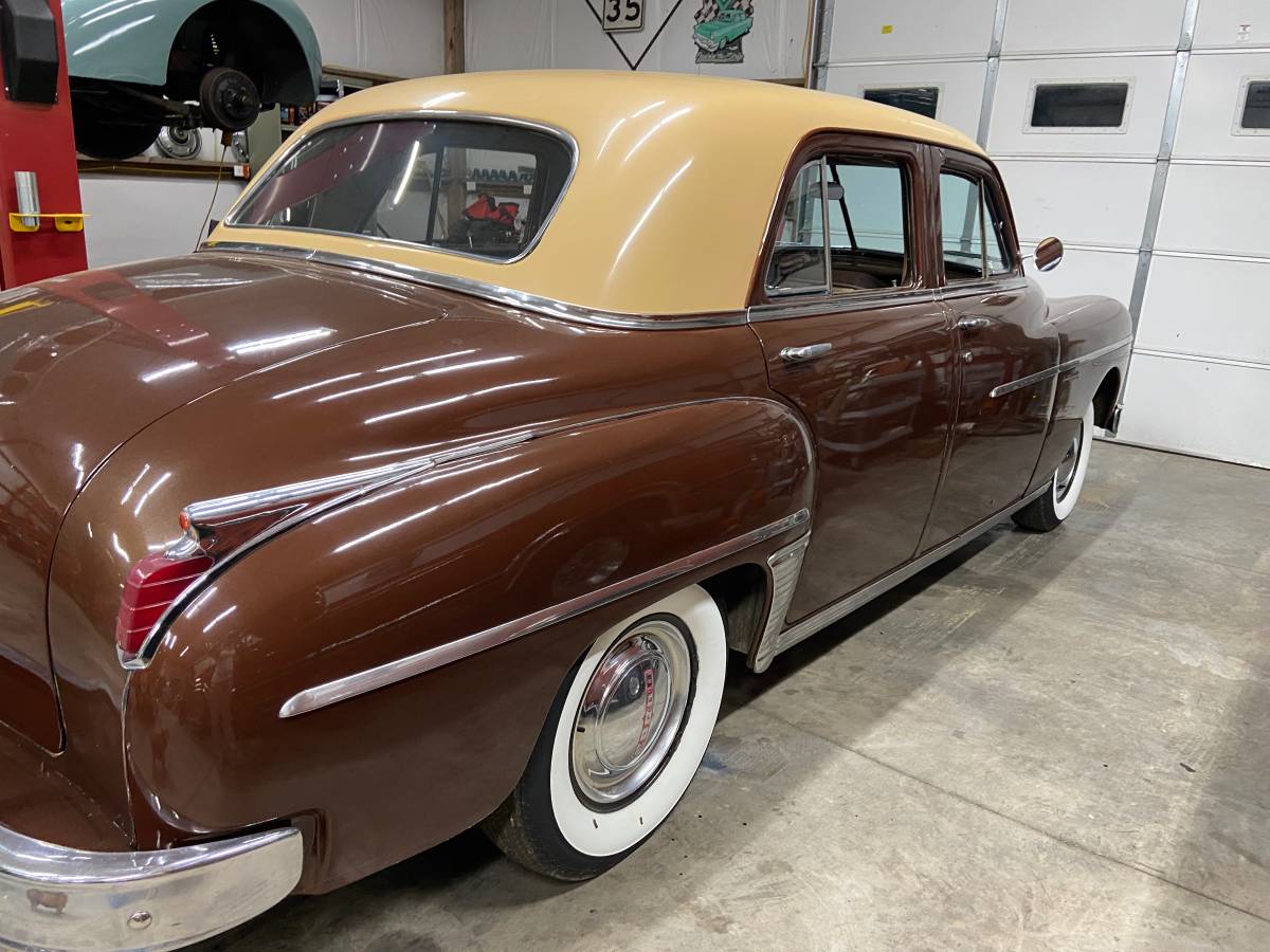 Dodge-coronet-1949-15