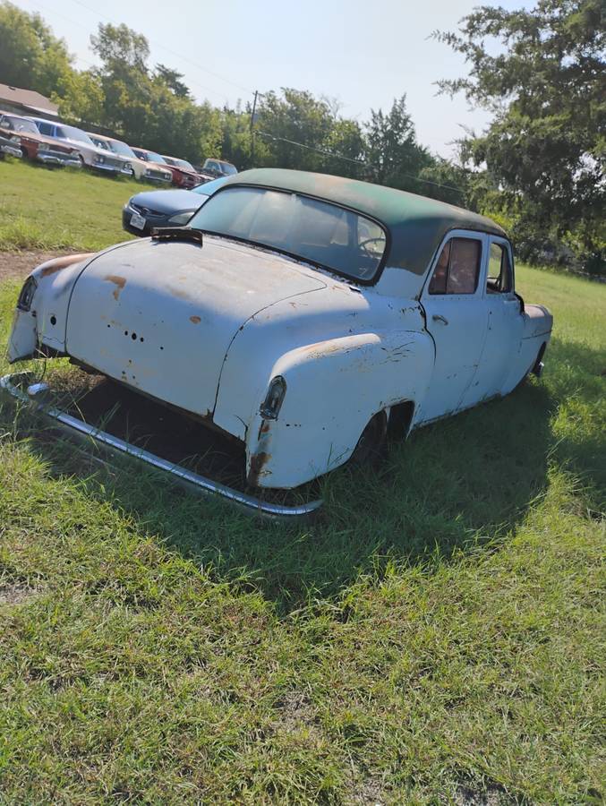 Dodge-coronet-1950-grey-5