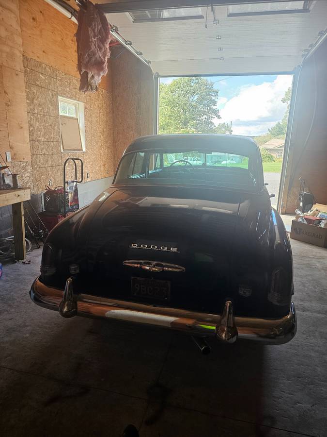 Dodge-coronet-1952-black-10