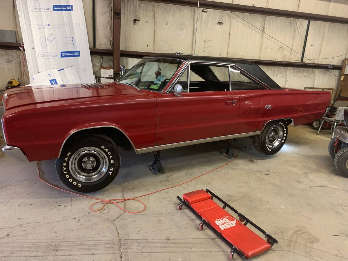 Dodge-coronet-rt-1967-red-14