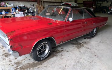 Dodge-coronet-rt-1967-red-3