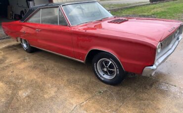 Dodge-coronet-rt-1967-red-4