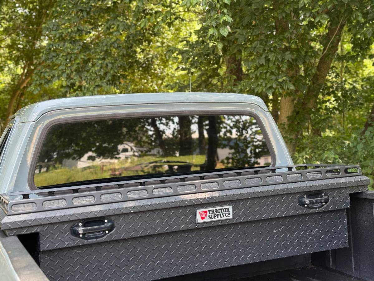 Dodge-d100-1986-grey-10