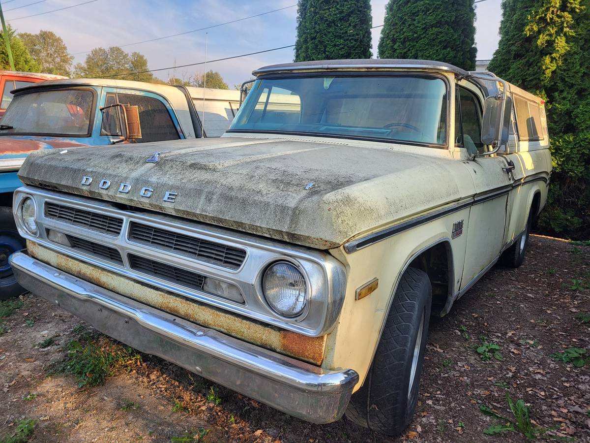 Dodge-d100-adventurer-1970-yellow