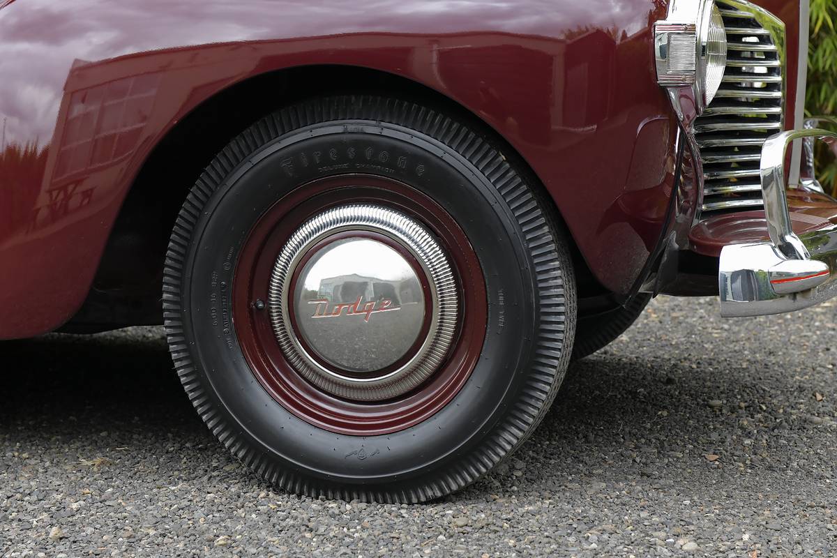 Dodge-d19-1941-8