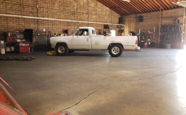 Dodge-d200-1972-grey