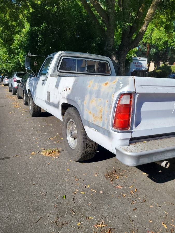Dodge-d200-1972-grey-4