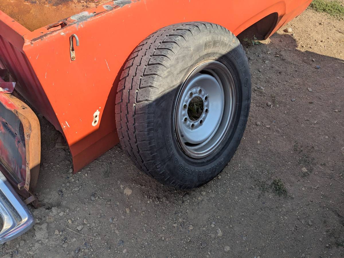 Dodge-d200-diesel-1978-red-14