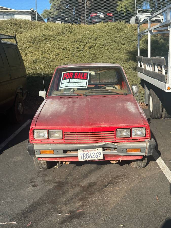 Dodge-d50-conv.-cab-custom-1985-red-2