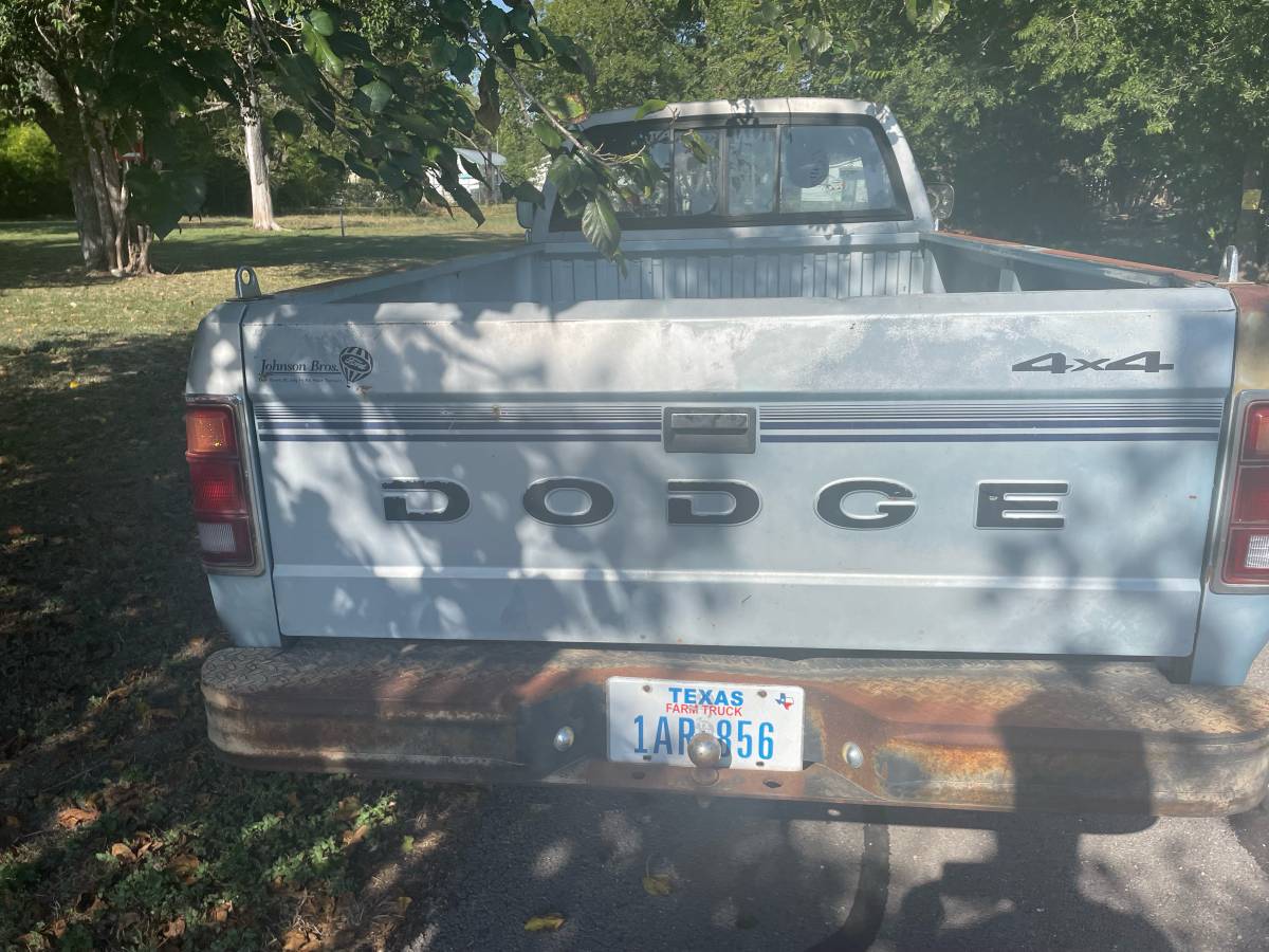 Dodge-dakota-1987-blue-4