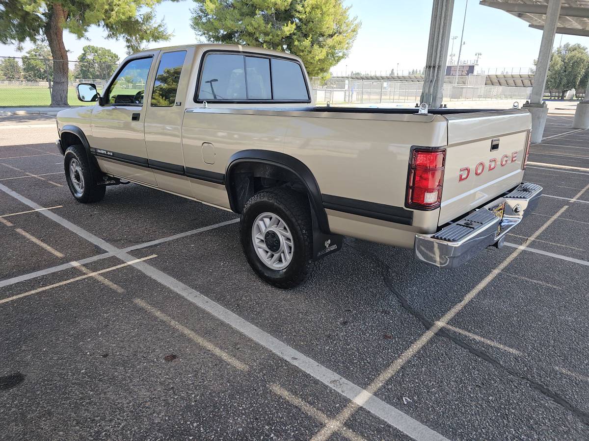 Dodge-dakota-1992-3