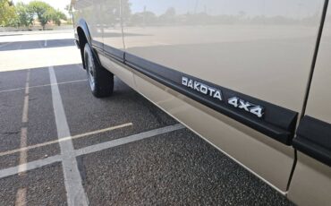 Dodge-dakota-1992-8