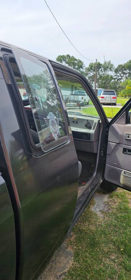 Dodge-dakota-1995-black-11