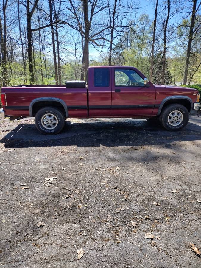 Dodge-dakota-4wd-ext.-cav-1995