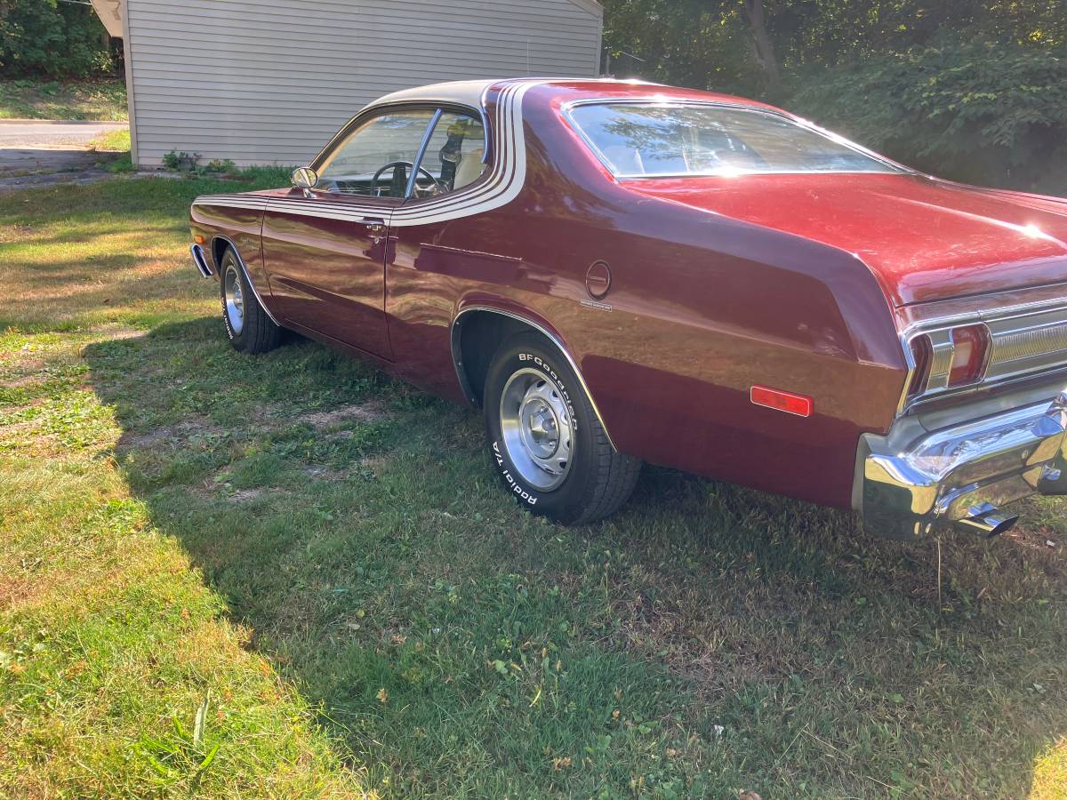 Dodge-dart-1975-5