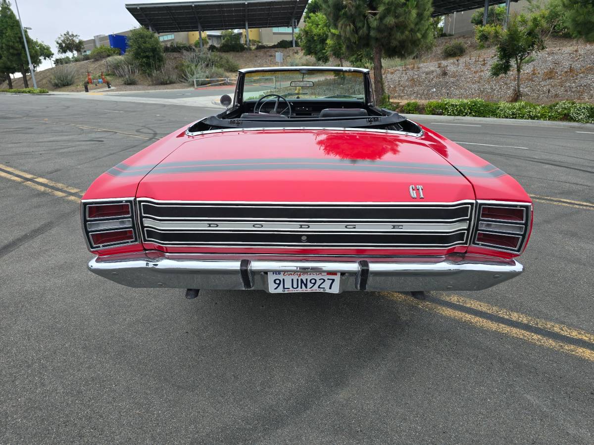Dodge-dart-gt-v8-convertible-1968-1