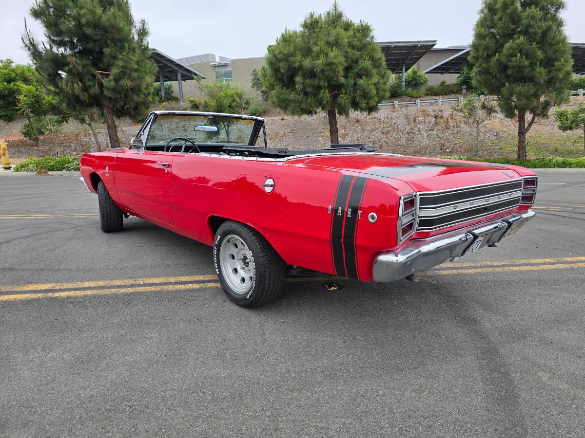 Dodge-dart-gt-v8-convertible-1968