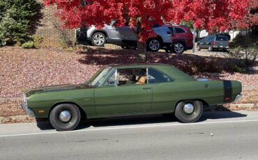 Dodge-dart-swinger-1969-green
