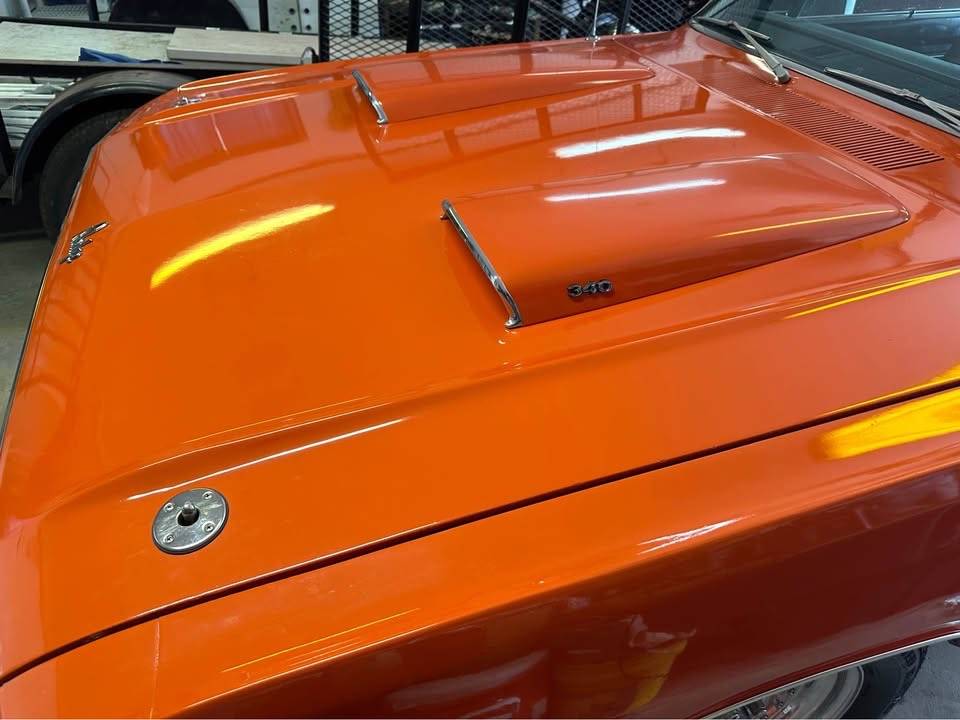 Dodge-dart-swinger-1970-orange-7