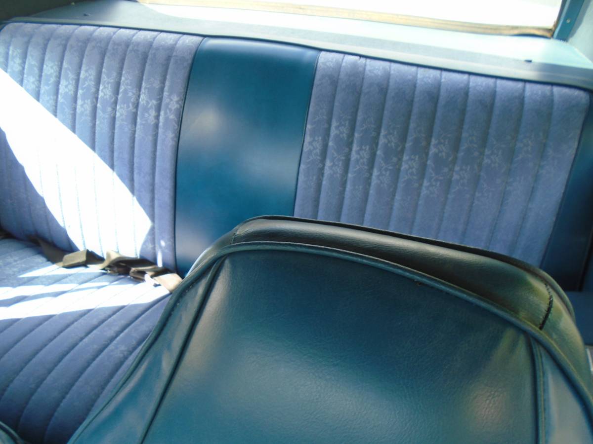Dodge-dart-swinger-1974-blue-17