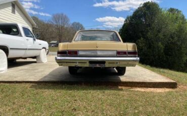 Dodge-dart-swinger-1974-custom-5