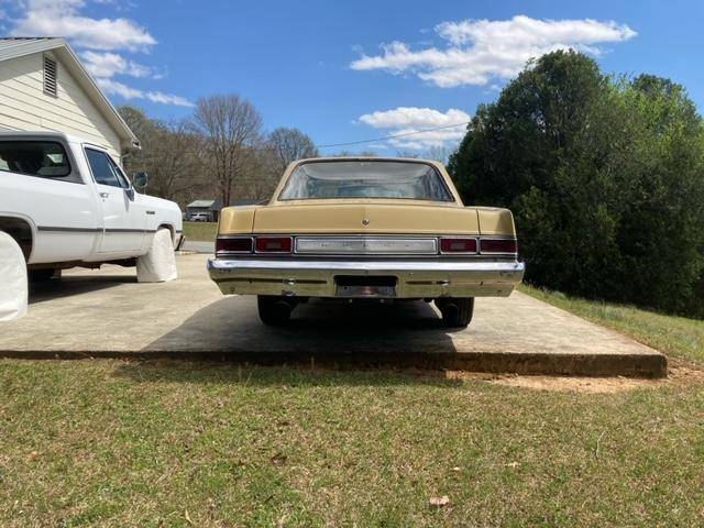 Dodge-dart-swinger-1974-custom-5