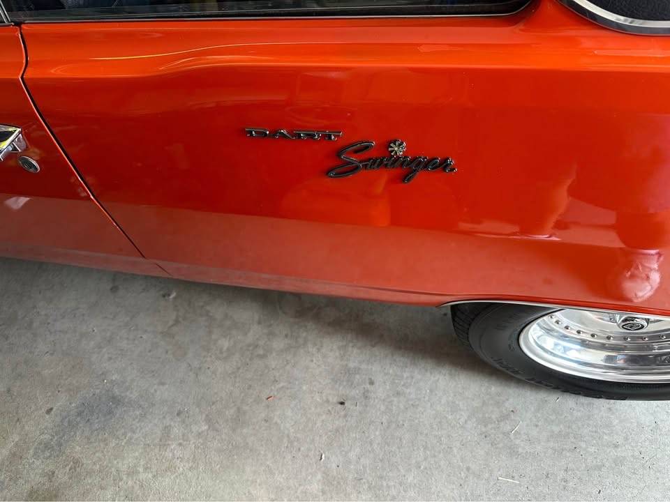 Dodge-dart-swinger-340-1970-orange-17