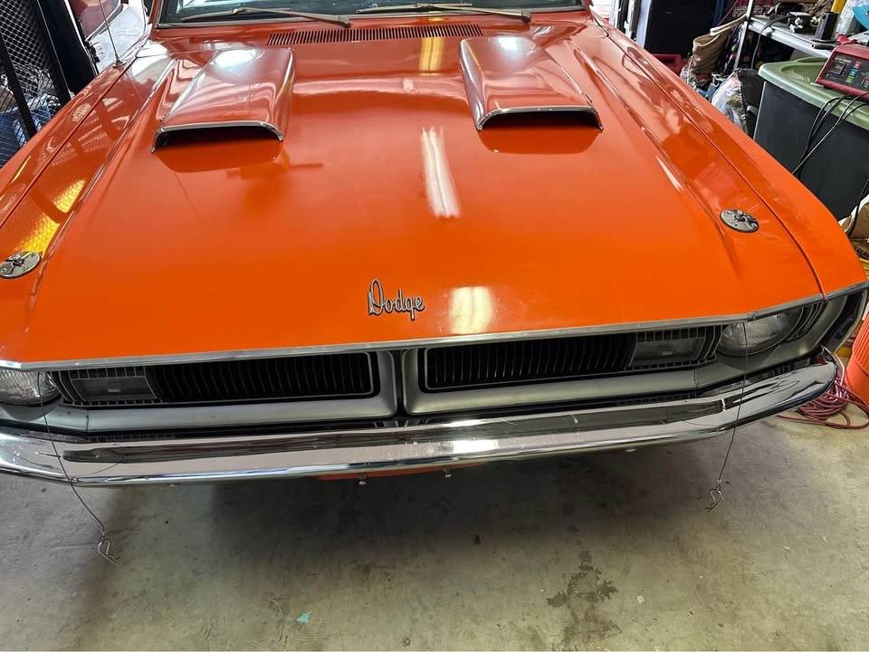 Dodge-dart-swinger-340-1970-orange-23