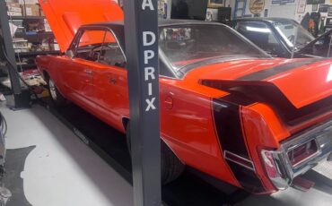 Dodge-dart-swinger-340-1970-orange-4