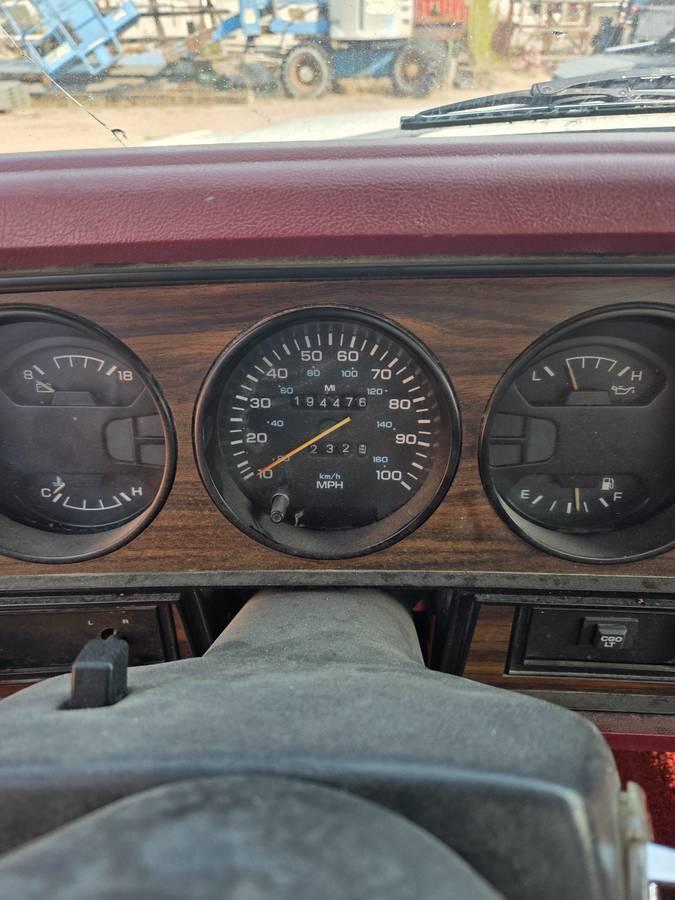 Dodge-diesel-1991-white-3