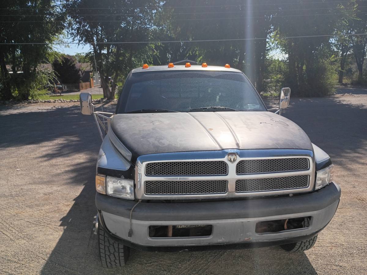 Dodge-diesel-1994-grey