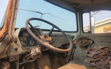 Dodge-dump-truck-1962-orange-3