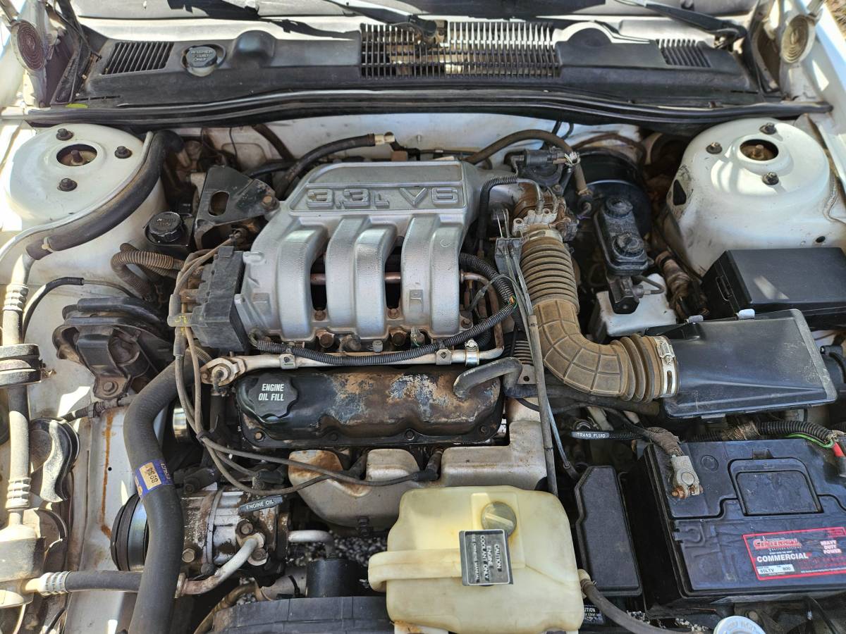 Dodge-dynasty-1990-white-13