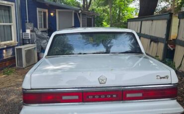 Dodge-dynasty-1990-white-2